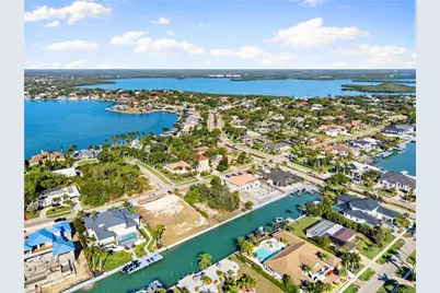 1675 Ludlow Rd, Marco Island, FL 34145 - Photo 9