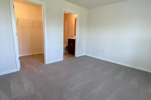 9018 S Castle Cir, Labelle, FL 33935 - Photo 11