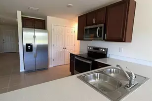 9018 S Castle Cir, Labelle, FL 33935 - Photo 3