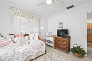 511 SE 34th Terrace, Cape Coral, FL 33904 - Photo 11