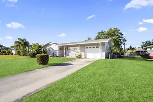 511 SE 34th Terrace, Cape Coral, FL 33904 - Photo 13