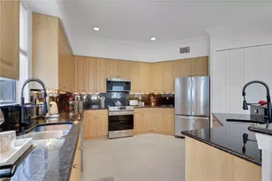 6181 Hidden Oaks Ln, Naples, FL 34119 - Photo 21