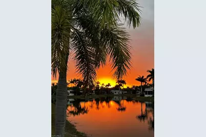 1197 Diamond Lake Cir, Naples, FL 34114 - Photo 5