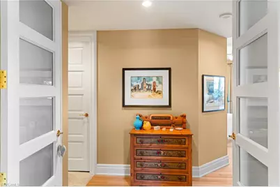 4501 Gulf Shore Blvd N #405, Naples, FL 34103 - Photo 15