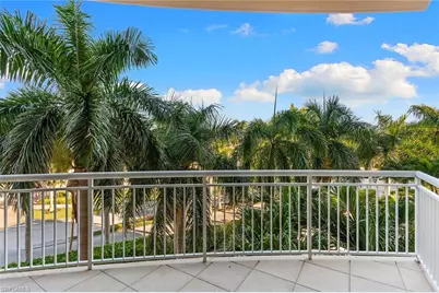4501 Gulf Shore Blvd N #405, Naples, FL 34103 - Photo 27