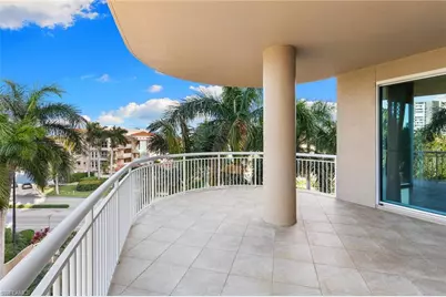 4501 Gulf Shore Blvd N #405, Naples, FL 34103 - Photo 13