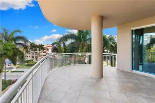 4501 Gulf Shore Blvd N, Naples, FL 34103 - Photo 13