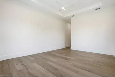 623 Park Shore Dr, Naples, FL 34103 - Photo 13