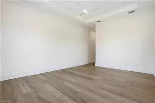 623 Park Shore Dr, Naples, FL 34103 - Photo 13