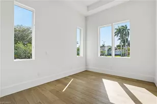 623 Park Shore Dr, Naples, FL 34103 - Photo 27