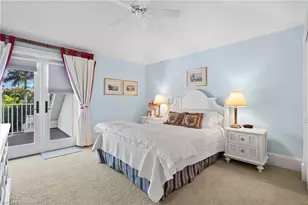 368 Hawser Ln, Naples, FL 34102 - Photo 13