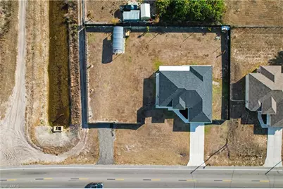 3705 23rd St SW, Lehigh Acres, FL 33976 - Photo 3