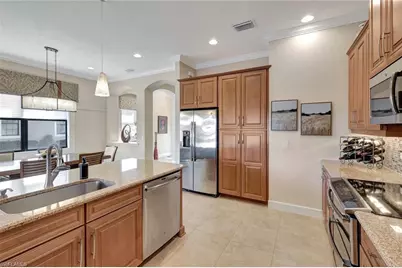 9142 Isla Bella Cir, Bonita Springs, FL 34135 - Photo 13