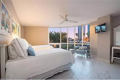 4751 Gulf Shore Blvd N #406, Naples, FL 34103 - Photo 17