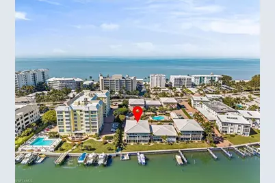 1910 Gulf Shore Blvd N #107, Naples, FL 34102 - Photo 15