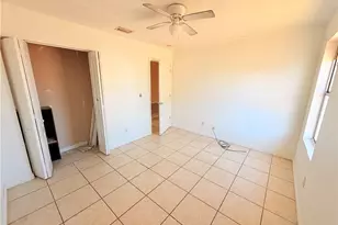 419 NE 16th Pl, Cape Coral, FL 33909 - Photo 19