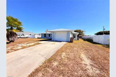 419 NE 16th Pl, Cape Coral, FL 33909 - Photo 3