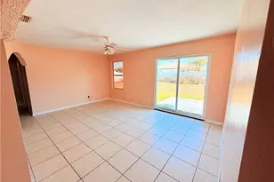 419 NE 16th Pl, Cape Coral, FL 33909 - Photo 7