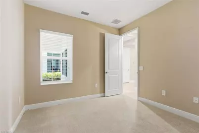 2118 Marquesa Cir, Naples, FL 34112 - Photo 9