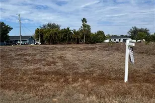 313 NW 4th Terrace, Cape Coral, FL 33993 - Photo 1