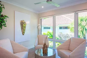 536 2nd St S, Naples, FL 34102 - Photo 5