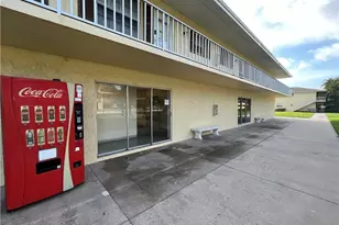 3325 Airport Rd N, Naples, FL 34105 - Photo 27