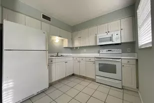 3325 Airport Rd N, Naples, FL 34105 - Photo 15