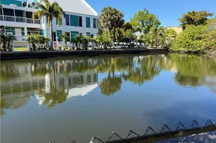 579 13th St N, Naples, FL 34102 - Photo 3