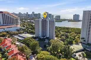 5501 Heron Point Dr, Naples, FL 34108 - Photo 3