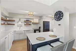 5501 Heron Point Dr, Naples, FL 34108 - Photo 15