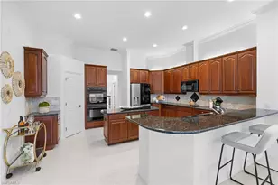 1624 Manchester Ct, Naples, FL 34109 - Photo 17