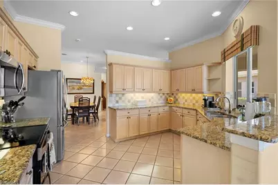 8302 Danbury Blvd, Naples, FL 34120 - Photo 17