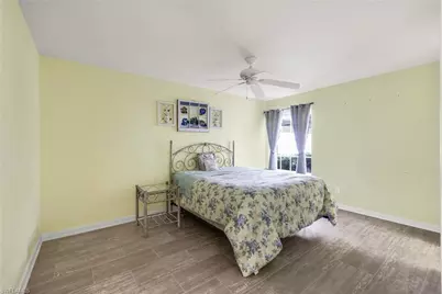 3025 Futuna Ln, Naples, FL 34119 - Photo 23