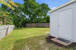 4518 W Alhambra Cir, Naples, FL 34103 - Photo 29