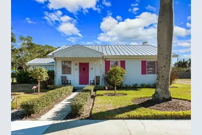 784 11th St N, Naples, FL 34102 - Photo 31