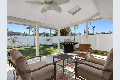 784 11th St N, Naples, FL 34102 - Photo 25