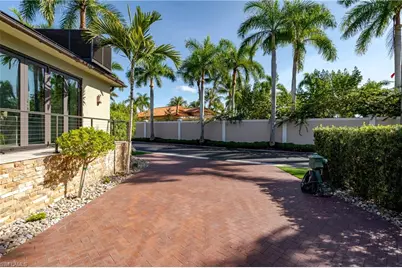 13323 Snook Cir, Naples, FL 34114 - Photo 13