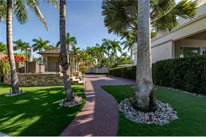 13323 Snook Cir, Naples, FL 34114 - Photo 7