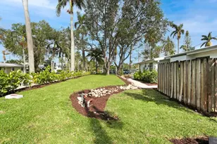 1014 Broad Ave N, Naples, FL 34102 - Photo 33