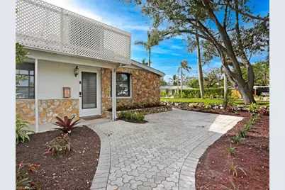 1014 Broad Ave N, Naples, FL 34102 - Photo 31