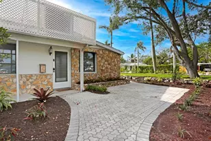 1014 Broad Ave N, Naples, FL 34102 - Photo 31