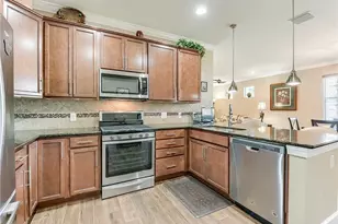 10641 Jackson Square Dr, Estero, FL 33928 - Photo 7