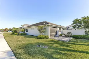 10641 Jackson Square Dr, Estero, FL 33928 - Photo 31