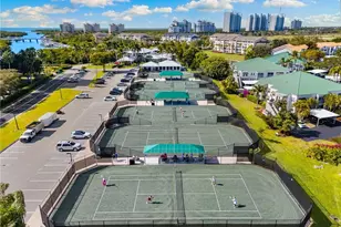 380 Horse Creek Dr, Naples, FL 34110 - Photo 33