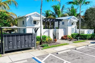 13045 Pembroke Dr, Naples, FL 34105 - Photo 31