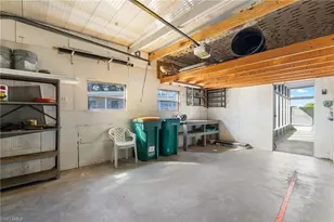 289 Riverwood Rd, Naples, FL 34114 - Photo 29