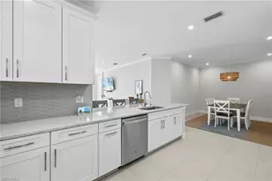 15219 Tolmino St, Naples, FL 34114 - Photo 7