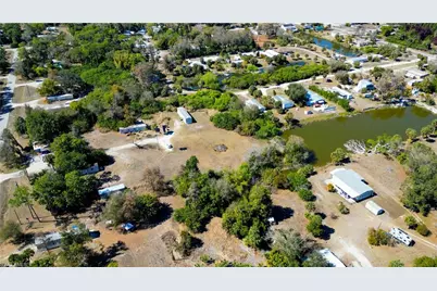 7711 Suncoast Dr, North Fort Myers, FL 33917 - Photo 49