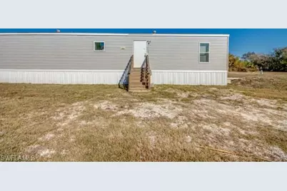 7711 Suncoast Dr, North Fort Myers, FL 33917 - Photo 5