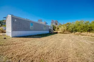 7711 Suncoast Dr, North Fort Myers, FL 33917 - Photo 39